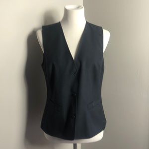 Doc & Amelia Business vest women’s size small